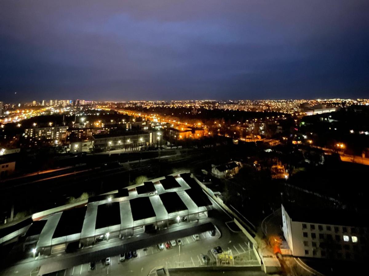Сozy 704 Sunrise Apartments On The 22Nd Floor In The Center Odessa Extérieur photo